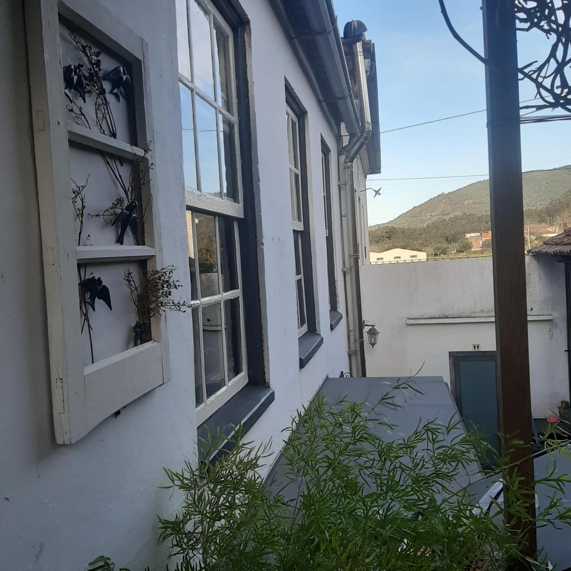 Casa Do Sr. Falcao 미란다 두 코르부 외부 사진